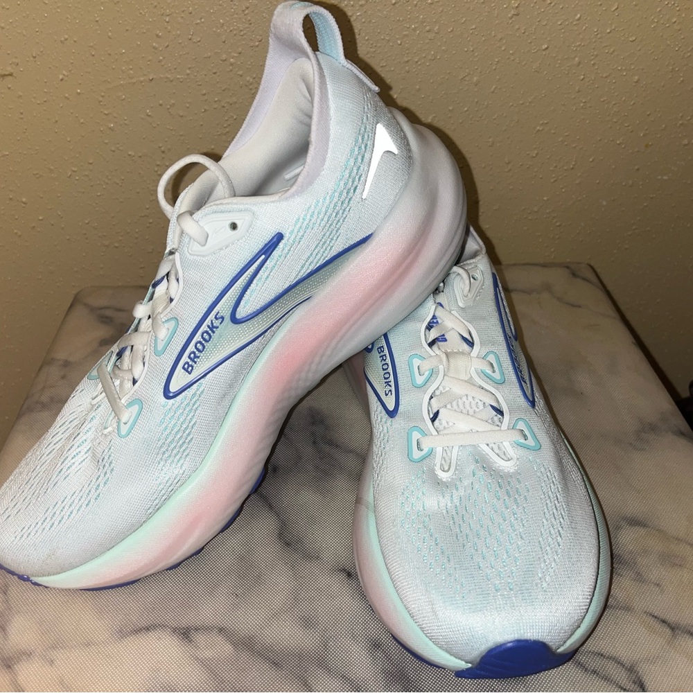 Brooks Glycerin 22
